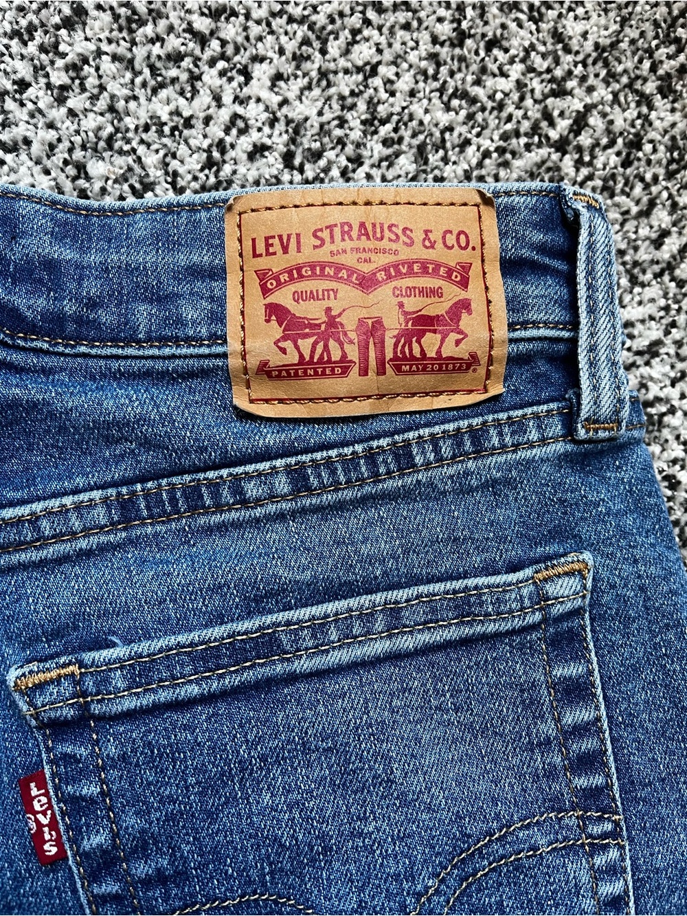Levi's 725 Kick Bootcut - Picture 2 of 5